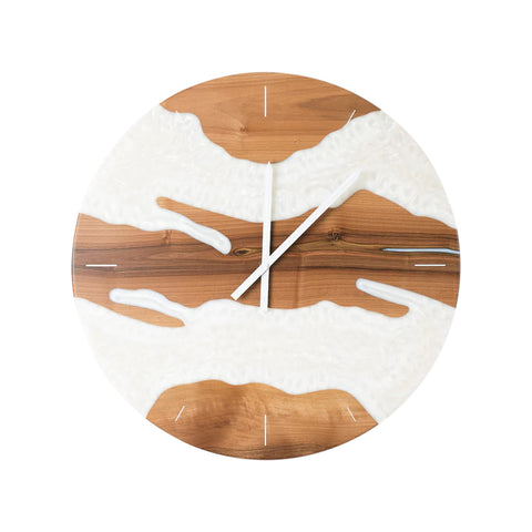 Orologio da parete Costa, legno di noce, resina bianco perla